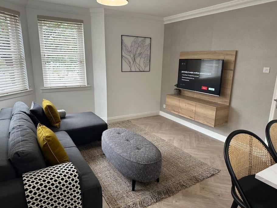 Premium Executive Apartment In Dunfermline Exterior foto